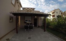 Apartman Nenci 1